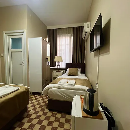 Findik Hotel *